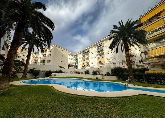 Estudio En El Centro De * Nerja