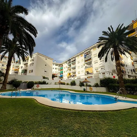 Estudio En El Centro De * Nerja